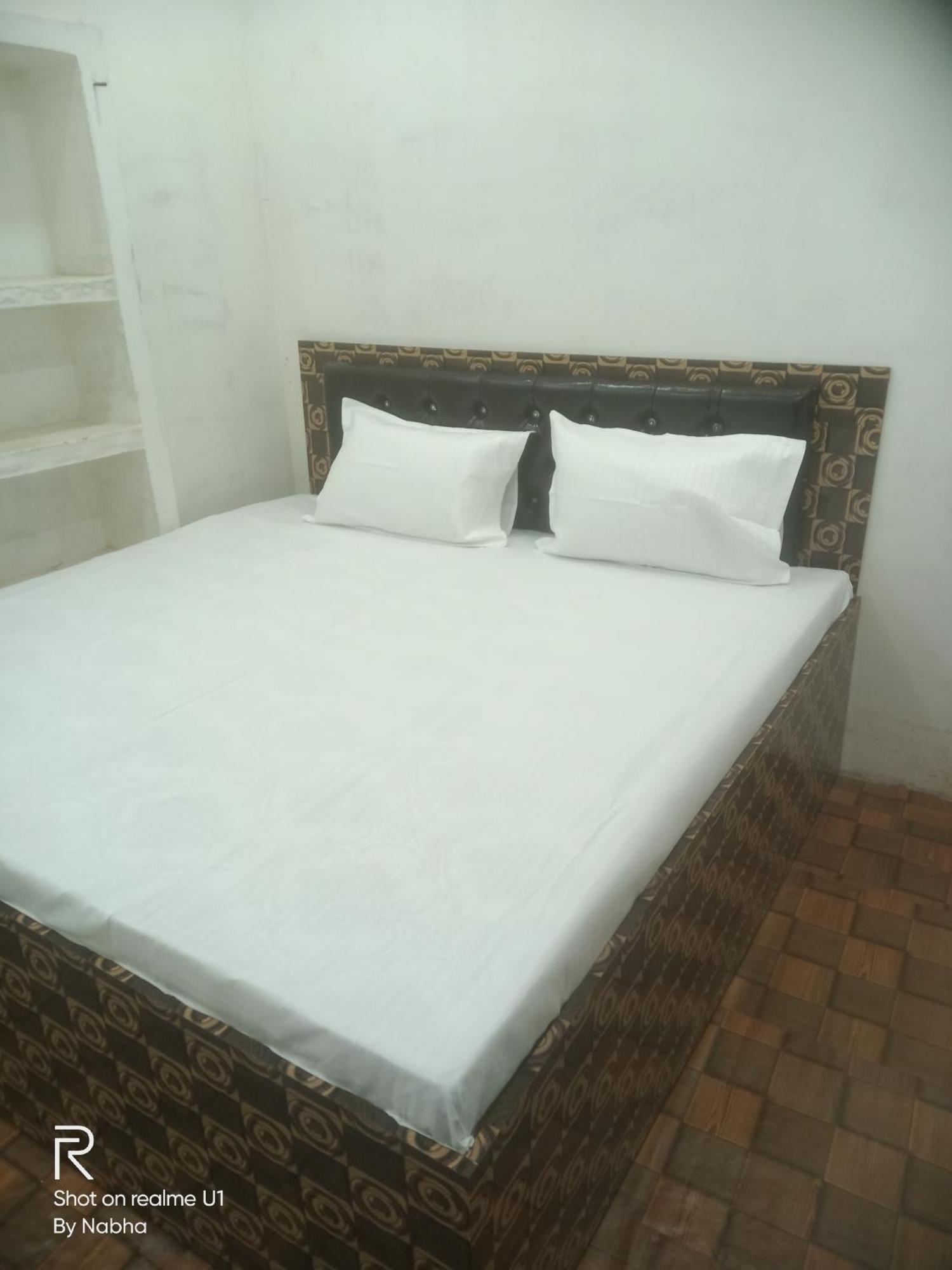 Shivaay Home Stay Varanasi Exterior photo