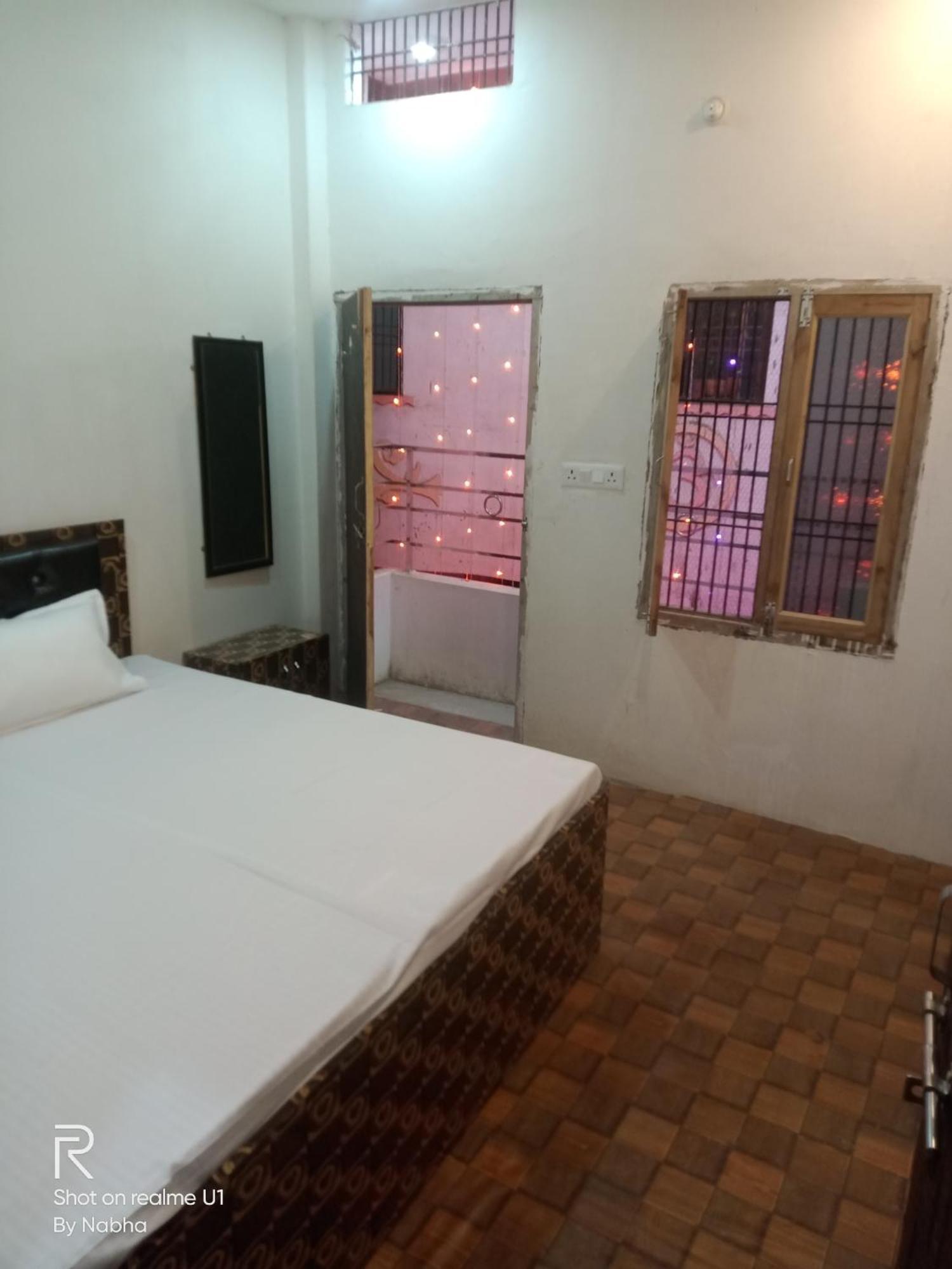 Shivaay Home Stay Varanasi Exterior photo